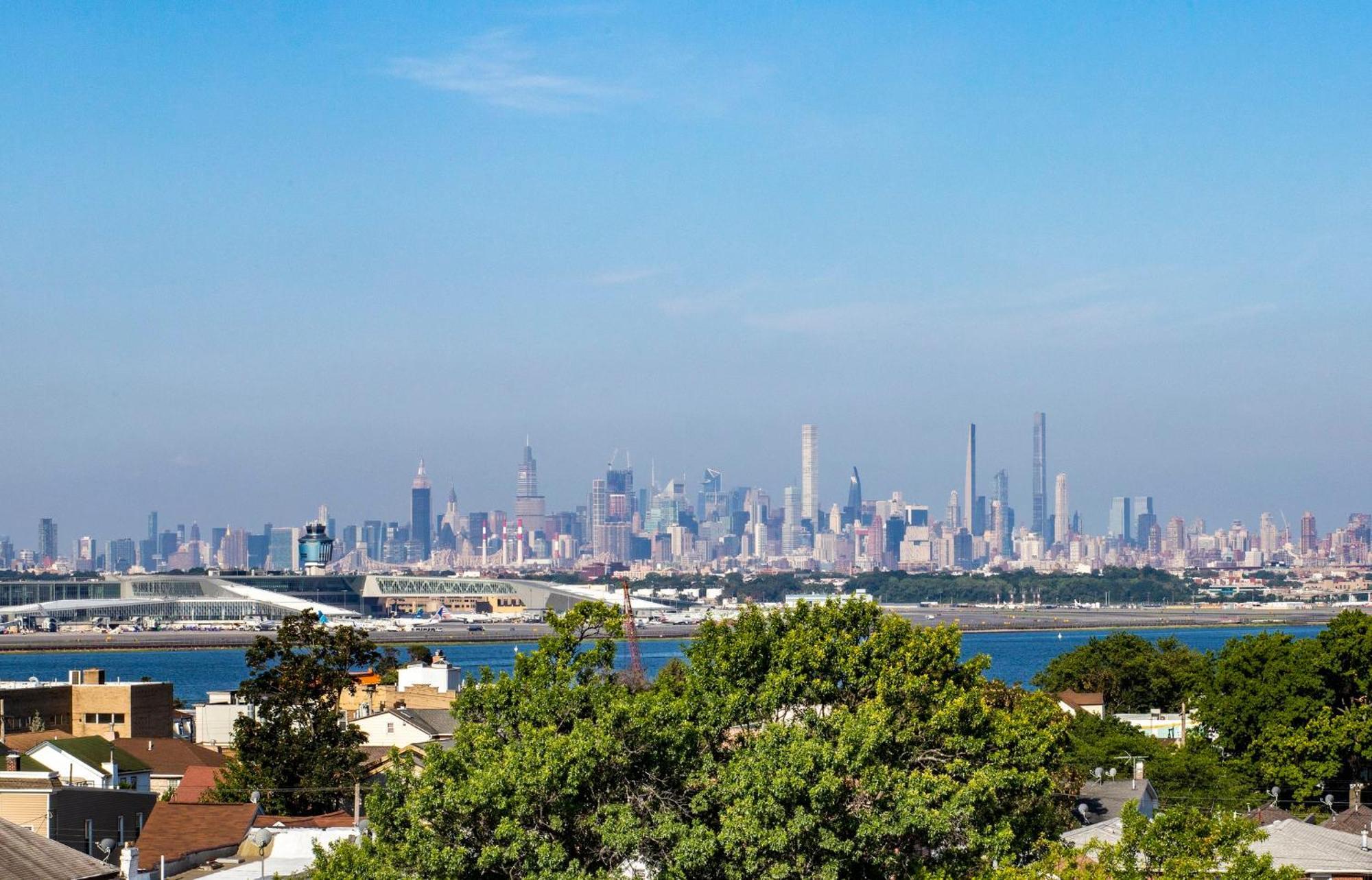 Voco Fiorello - Laguardia East By Ihg New York Kültér fotó