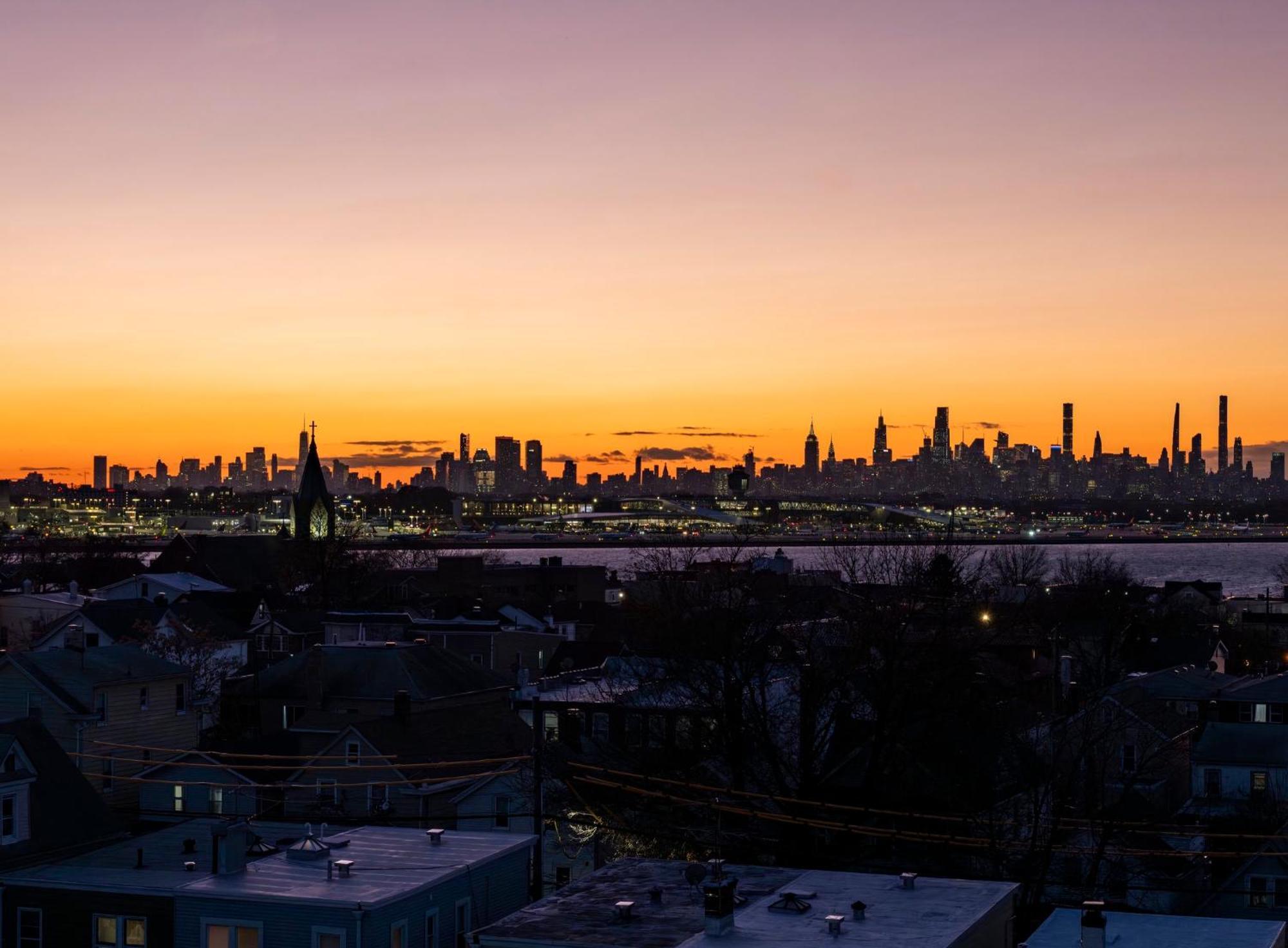 Voco Fiorello - Laguardia East By Ihg New York Kültér fotó